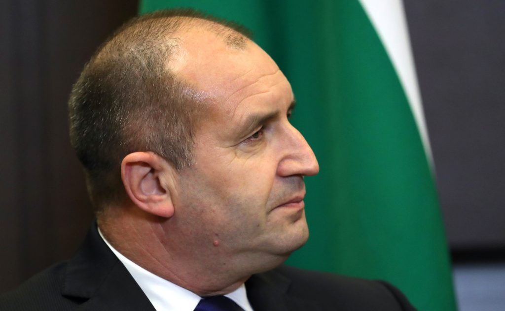 Emilia Zankina, Kevin Deegan-Krause, Tim Haughton – Bulgaria’s new broom may struggle to sweep away the corrupt establishment